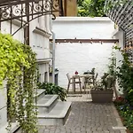Little Mansion Next To Parliament Palace 3* ブカレスト