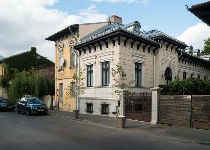 Lägenhetshotell Little Mansion Next To Parliament Palace 3*