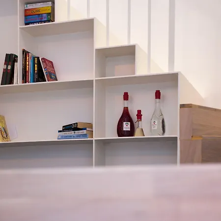 Little Mansion Next To Parliament Palace 4*