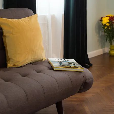 Little Mansion Next To Parliament Palace 4* 부쿠레슈티