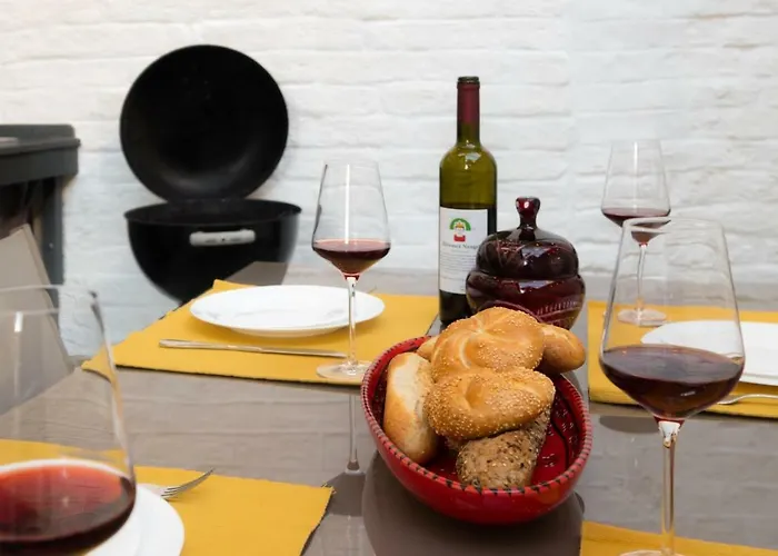 Little Mansion Next To Parliament Palace 4* بوخارست