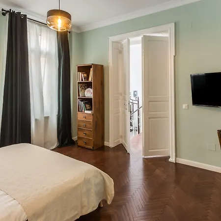 Little Mansion Next To Parliament Palace 4* Bucharest