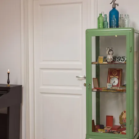 Little Mansion Next To Parliament Palace מלון דירות