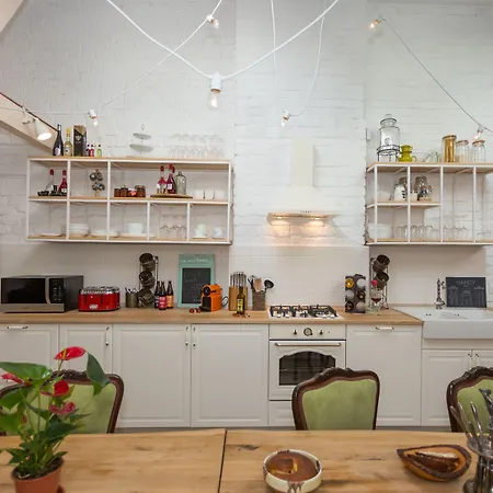 Little Mansion Next To Parliament Palace מלון דירות