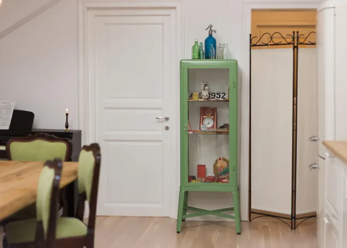 Little Mansion Next To Parliament Palace Апарт-готель