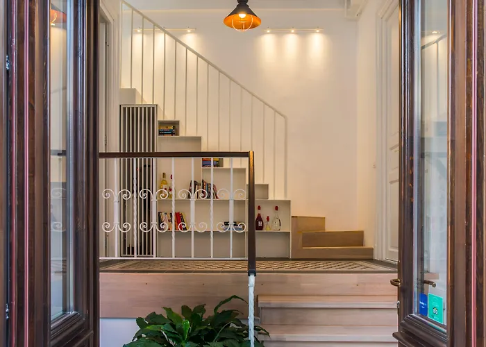 Little Mansion Next To Parliament Palace Aparthotel