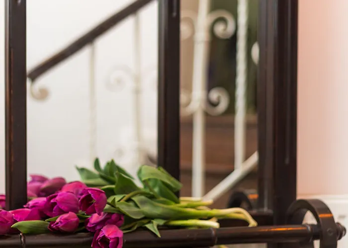 Little Mansion Next To Parliament Palace Aparthotel